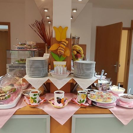 Apart Hotel Ferdinand เบอร์ลิน ภายนอก รูปภาพ